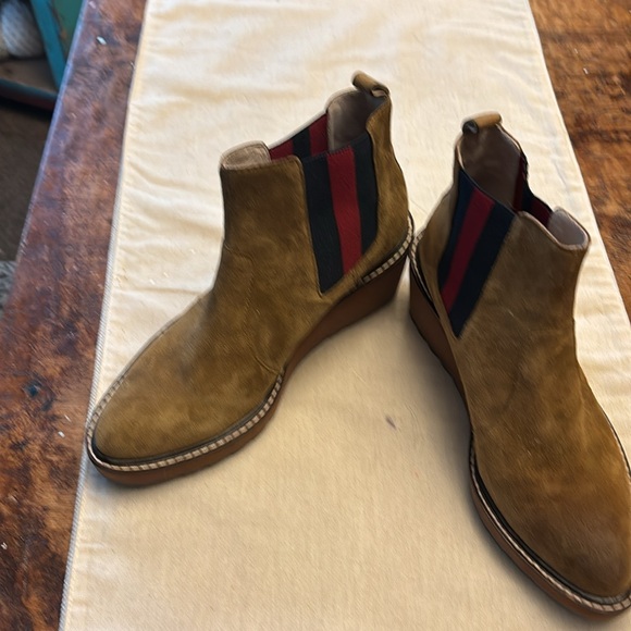 Cecelia - Picture 3 of 3